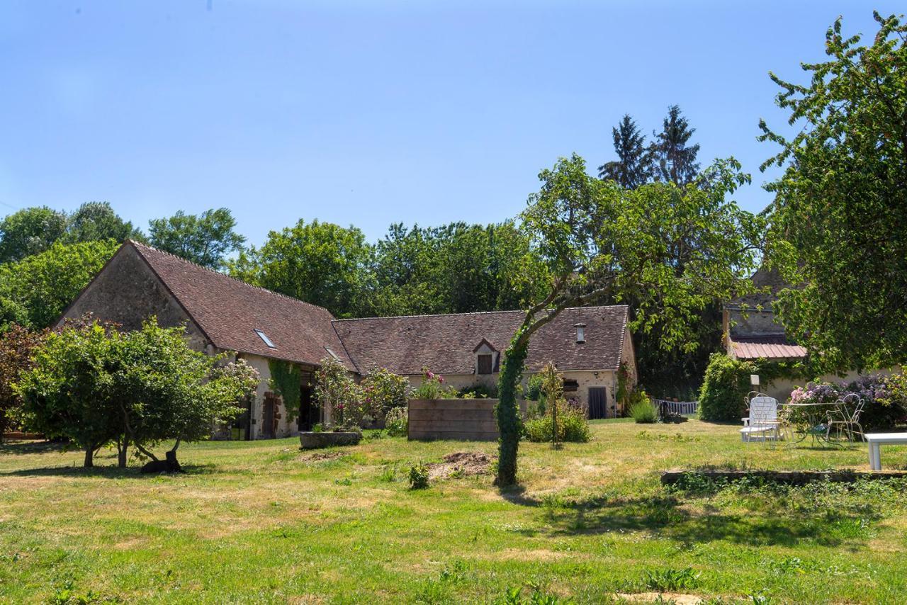 Chambre d'Hôtes chez Artiste Verrier, La Perrière - Perche Exterior foto